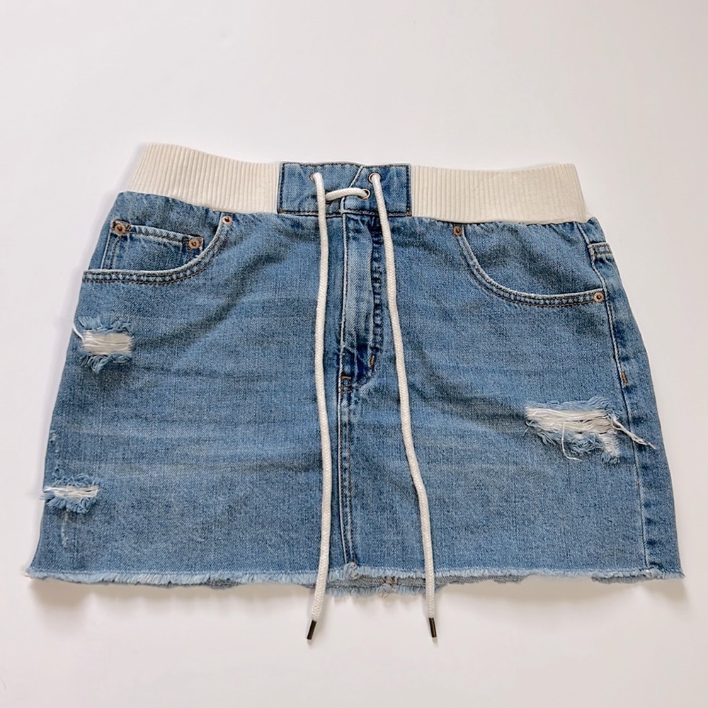 BDG raw hem denim destroyed distressed jean skirt w/ drawstring size medium blue